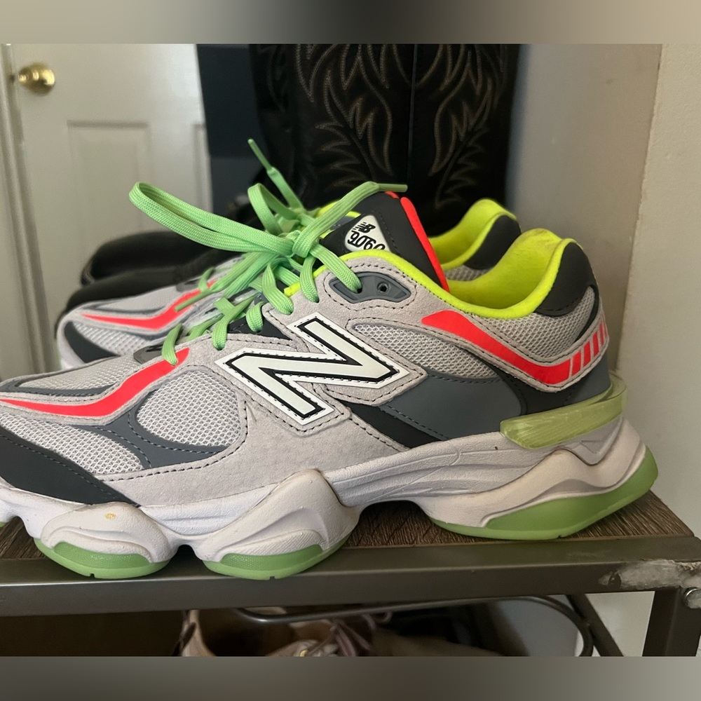 DTLR Exclusive New Balance 9060 Glow